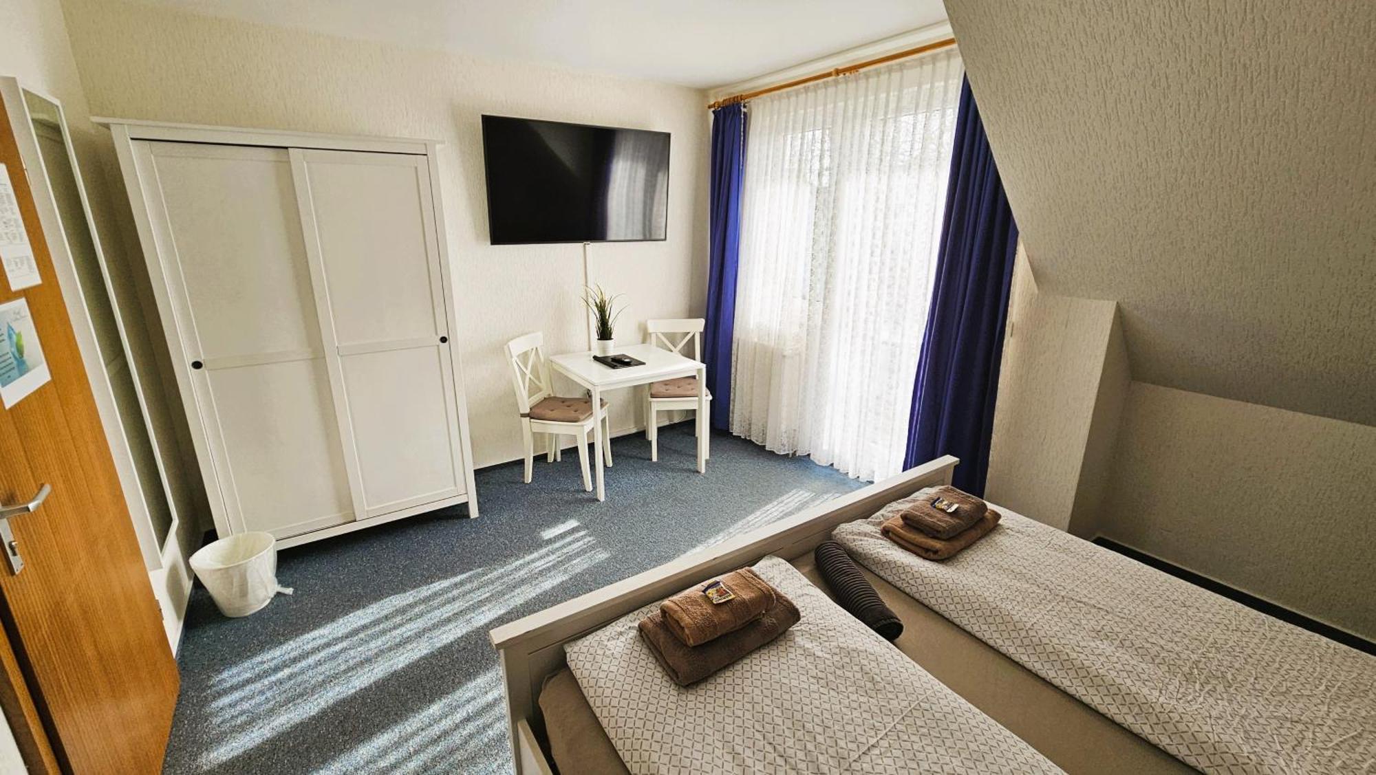 Hotel Dorfkrug Buesum Rom bilde